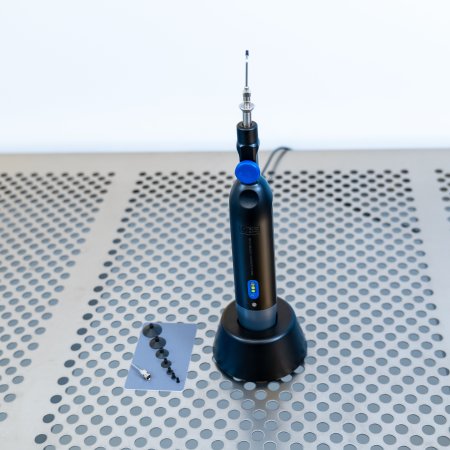 Cordless portable vacuum wand (WHS-V6) small device