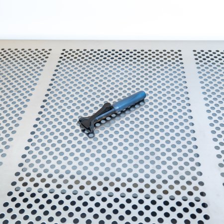 Mechanical wafer pick edge grip with spatula (WHS-G2)