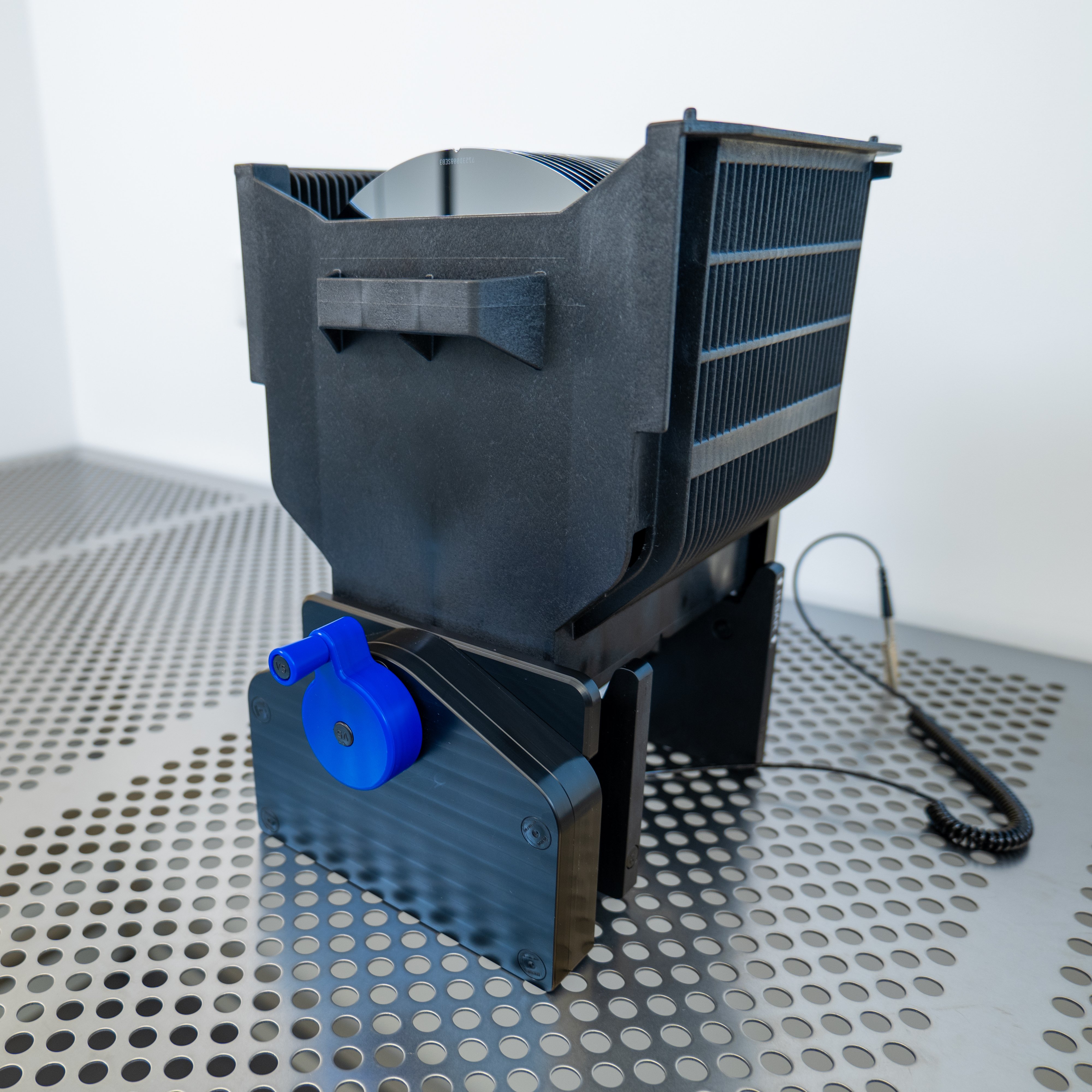 14-manual-notch-aligner