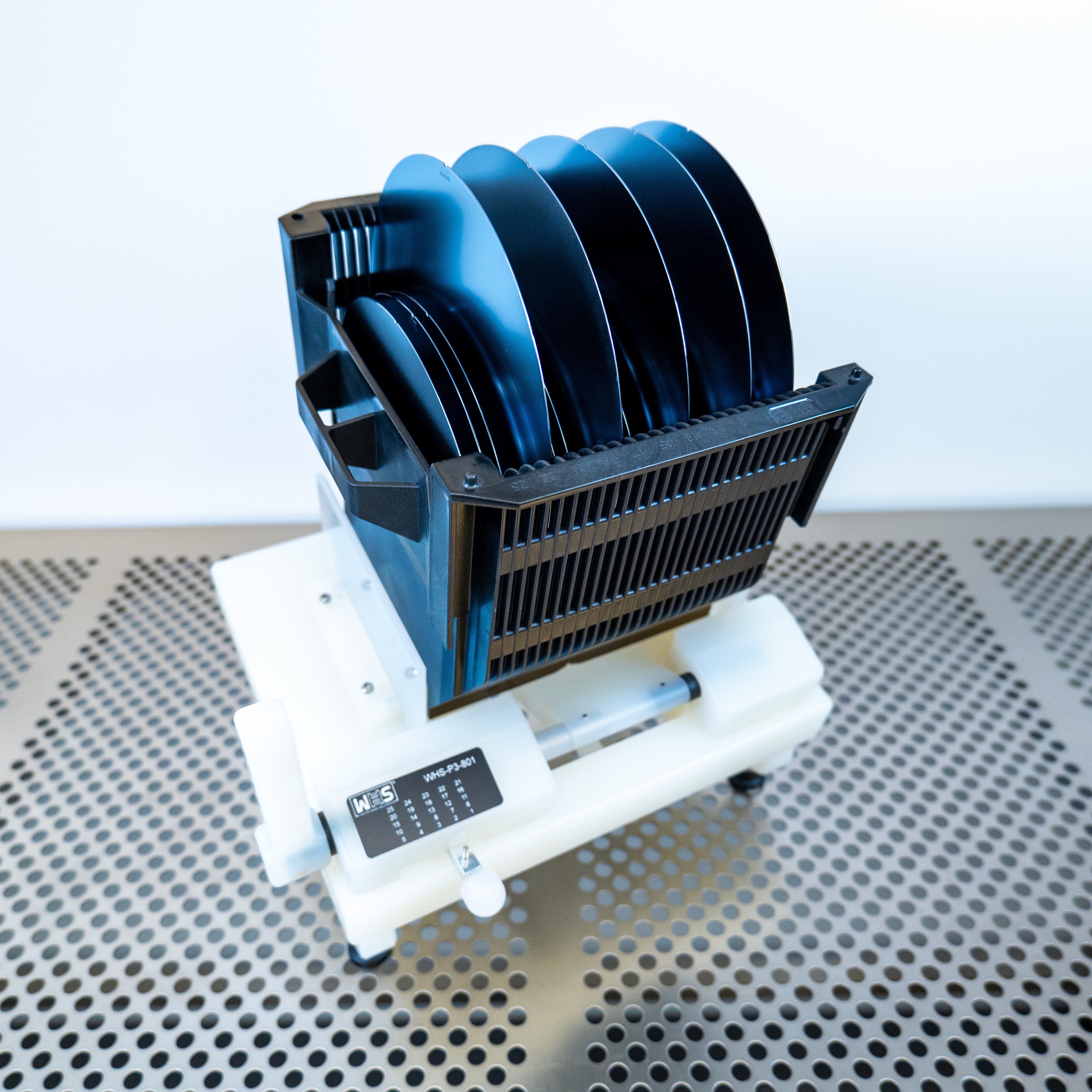 45-5-wafer-presenter