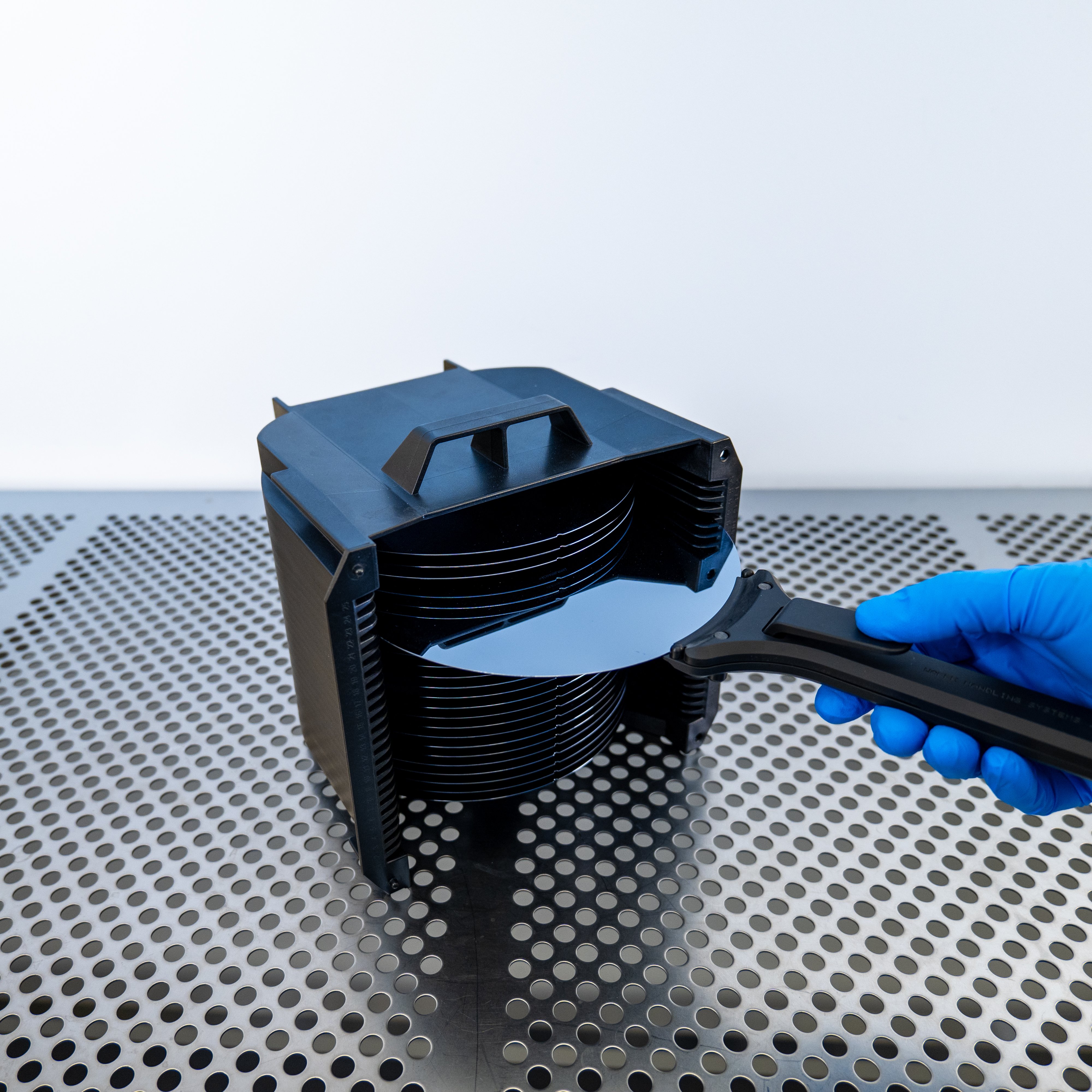 60-taikoR-wafer-picks